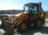 Kiralık Beko-Loder (Kazıcı-Yükleyici)