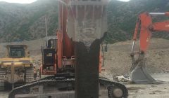 Kiralık Paletli Ekskavatör Doosan 520LC Kırıcılı