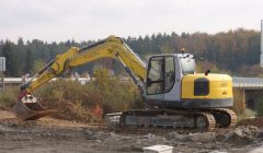 15.5 TON DAR ALANLARA 1’E 1 EKSVATÖR