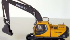 VOLVO 210 SIFIR AYARINDA